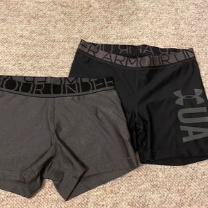 Under Armour Compression shorts 2 pair